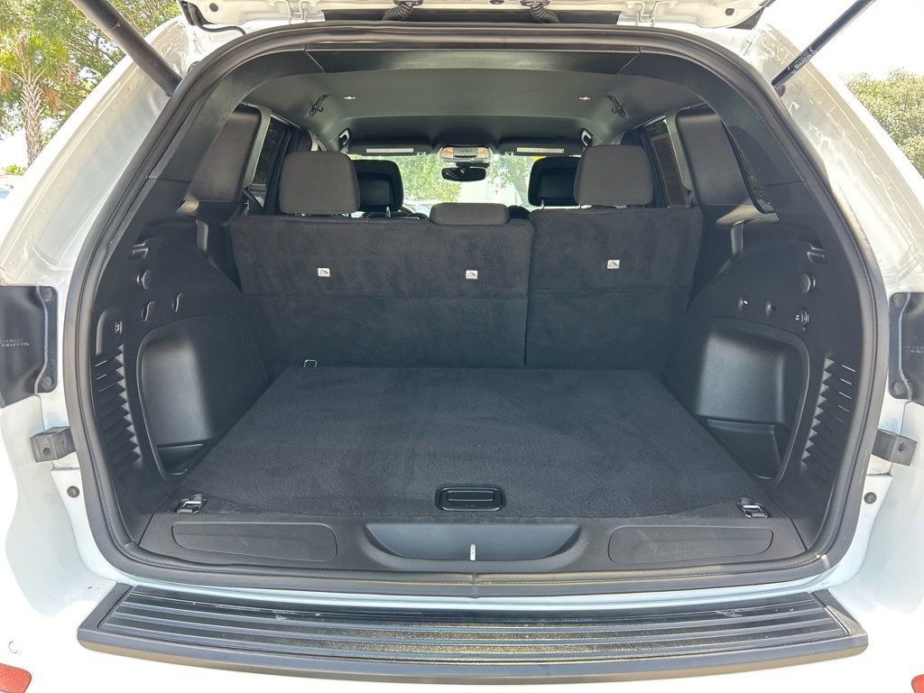 Used 2021 Jeep Grand Cherokee Freedom Edition RWD image 51