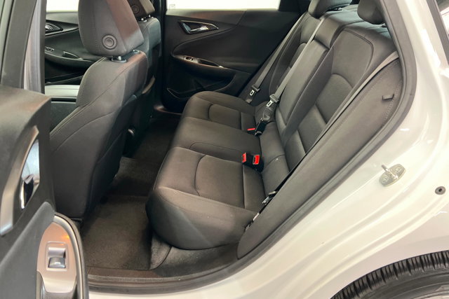 Used 2025 Chevrolet Malibu LT FWD image 21