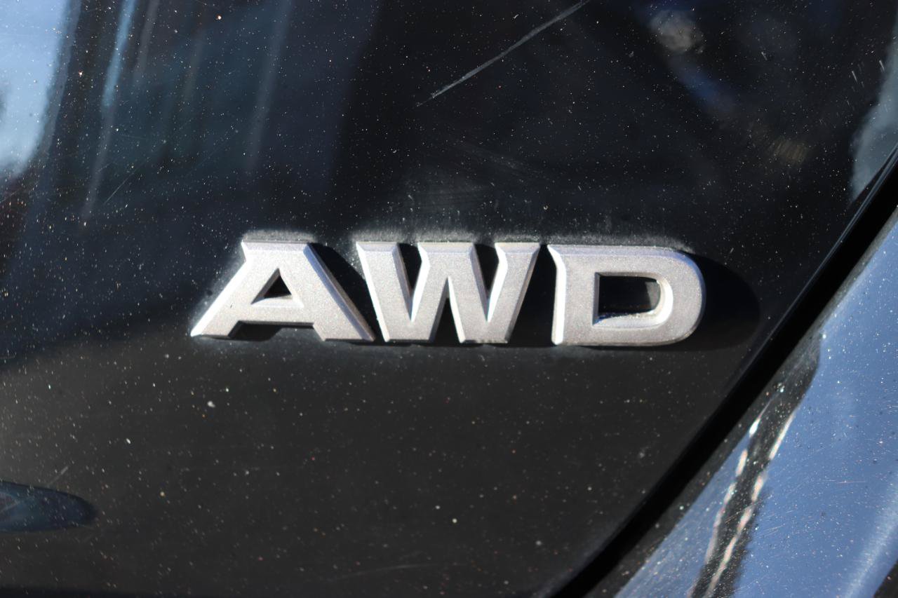 Used 2025 Nissan Altima 2.5 SV AWD/4WD image 54