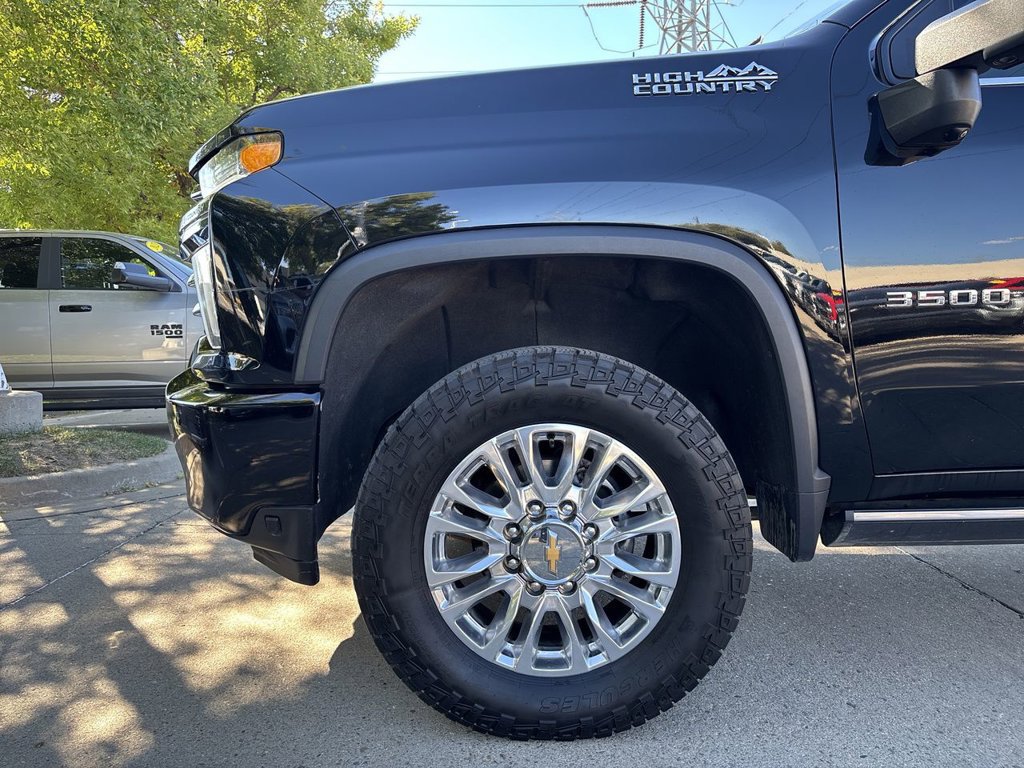 Used 2023 Chevrolet Silverado 3500 High Country AWD/4WD image 37