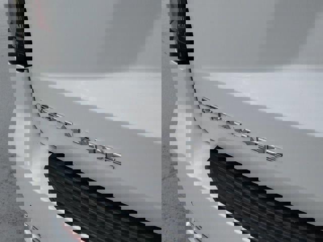 Used 2023 Cadillac Escalade Premium Luxury image 8