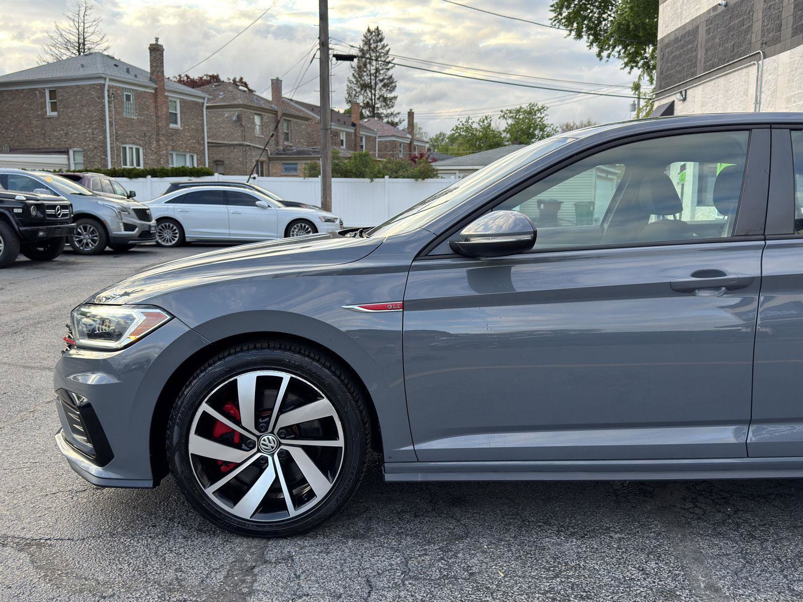 Used 2021 Volkswagen Jetta GLI FWD image 5