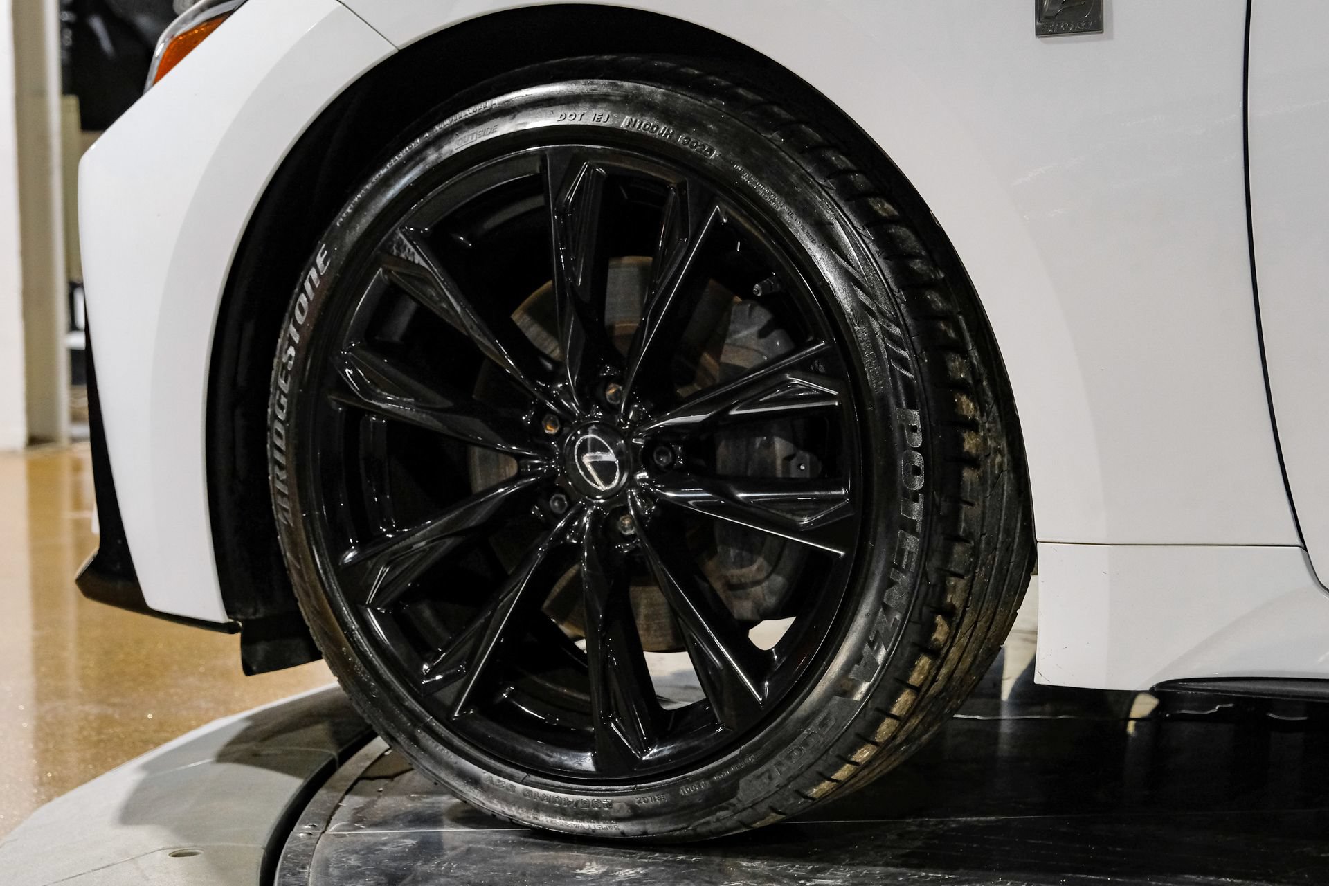 Used 2025 Lexus IS 350 F Sport RWD image 56