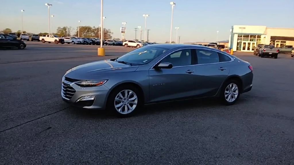 Used 2024 Chevrolet Malibu LT image 4