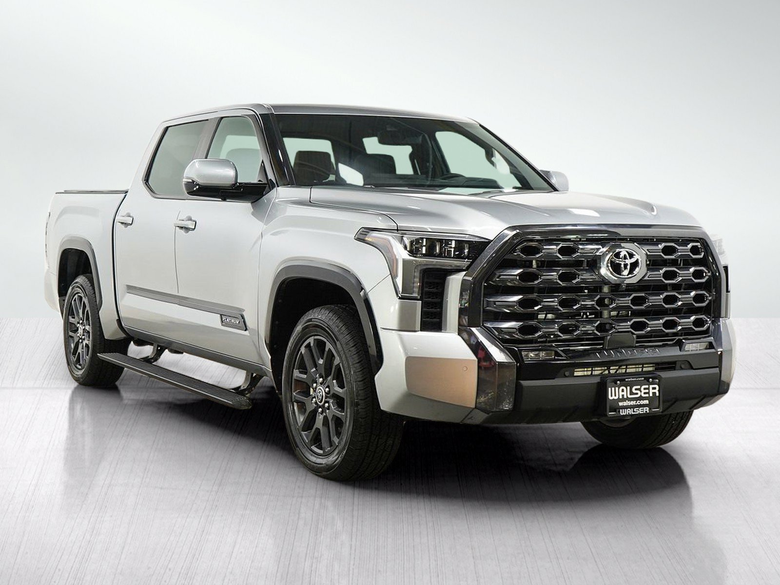 Used 2023 Toyota Tundra Platinum AWD/4WD image 9