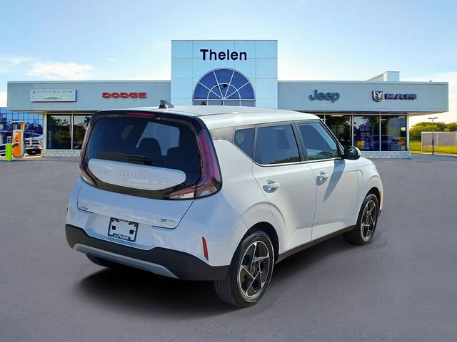 Used 2025 Kia Soul EX FWD image 4