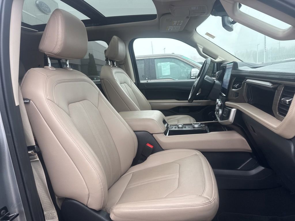 Used 2024 Ford Expedition Max Limited image 37