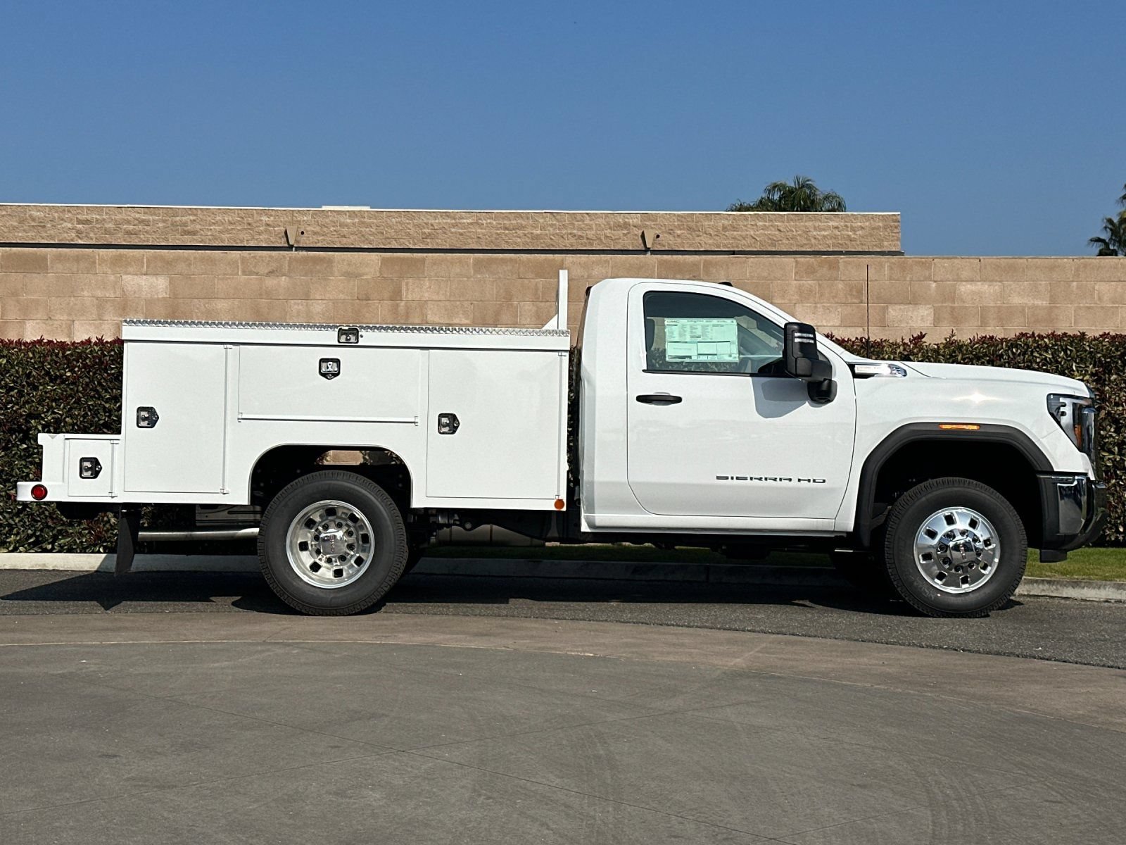 New 2025 GMC Sierra 3500 Pro w/ Convenience Package RWD image 3