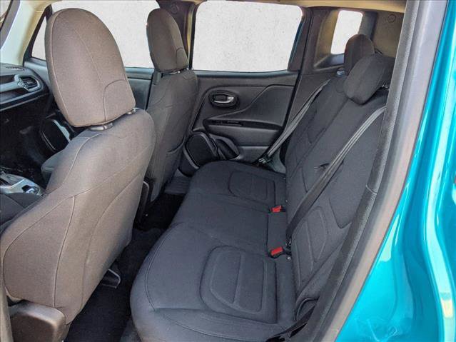 Used 2022 Jeep Renegade Latitude w/ Convenience Group image 17