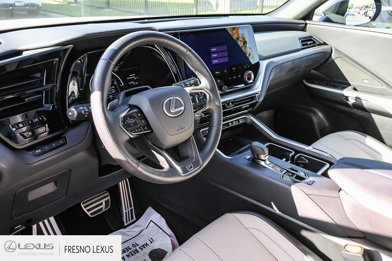 Certified 2025 Lexus TX 500h AWD w/ Technology Package image 19