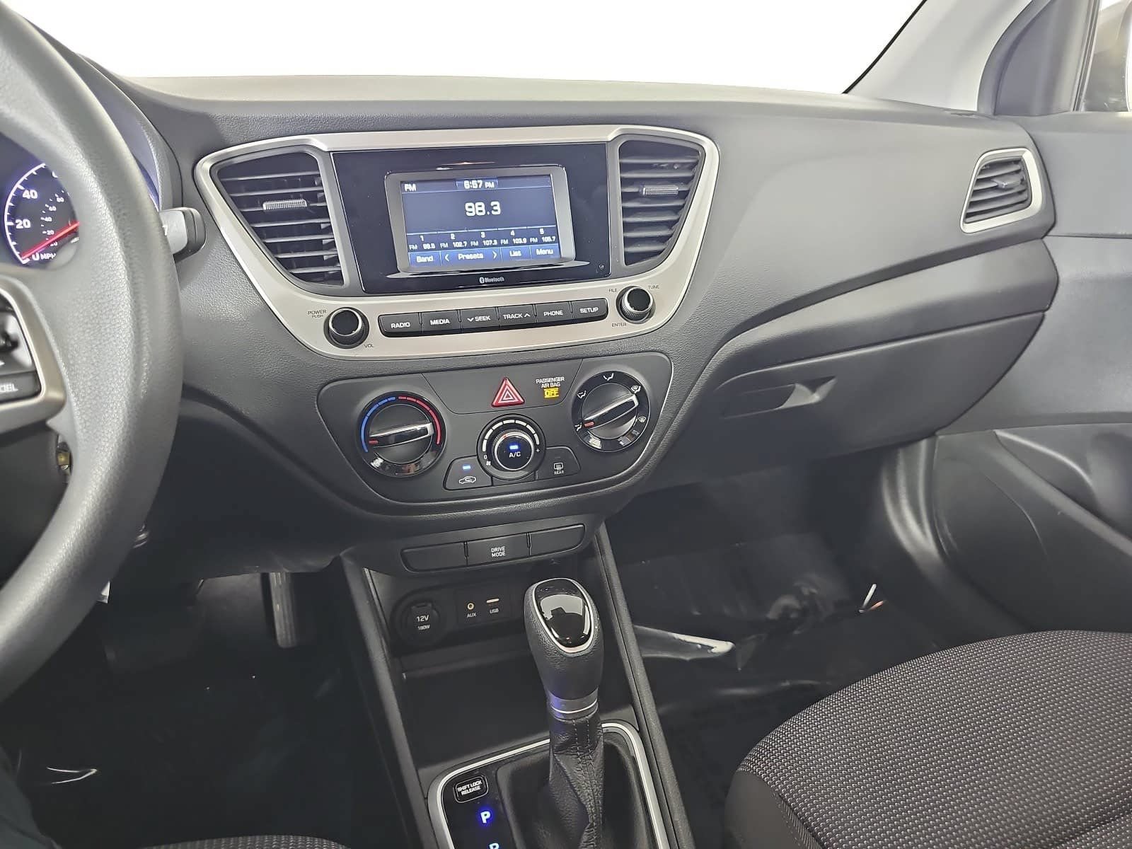 Used 2021 Hyundai Accent SE FWD image 19