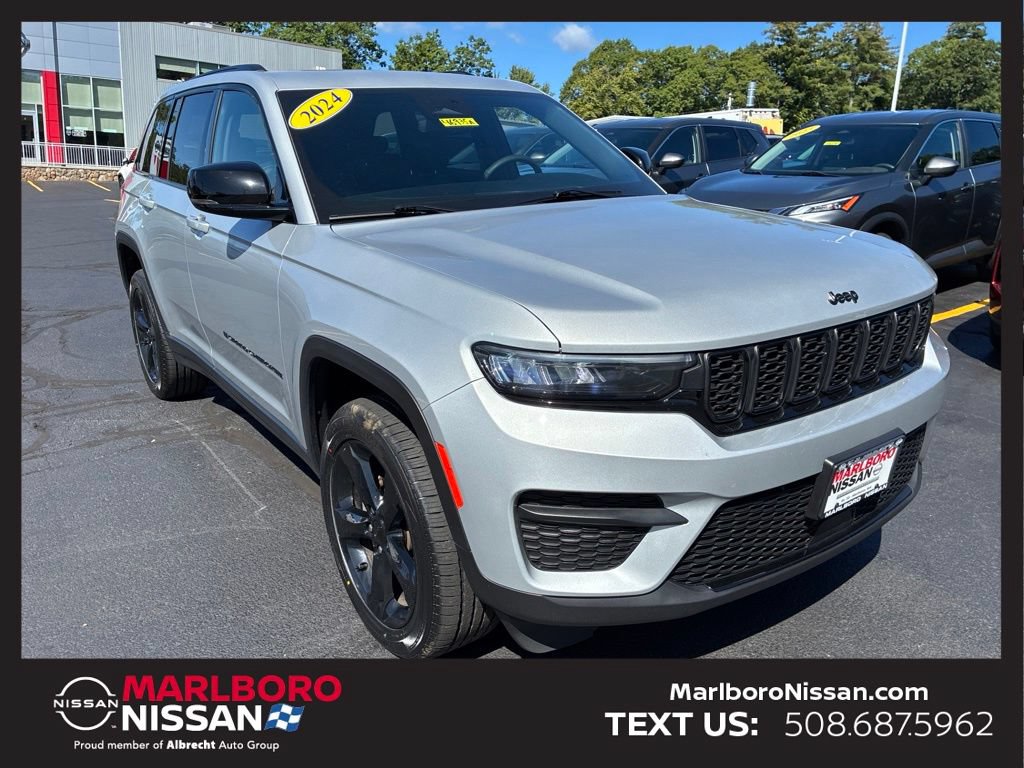 Used 2024 Jeep Grand Cherokee Altitude