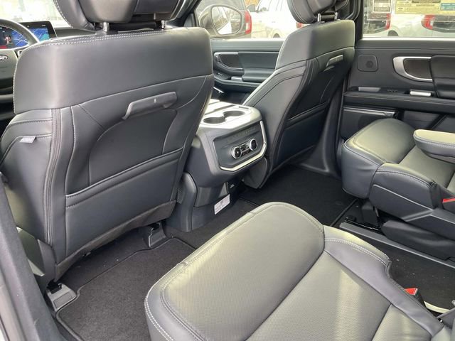 New 2026 Ford Expedition Platinum w/ Stealth Performance Package image 19