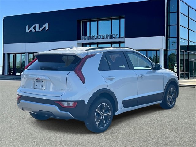 New 2026 Kia Niro EX image 6