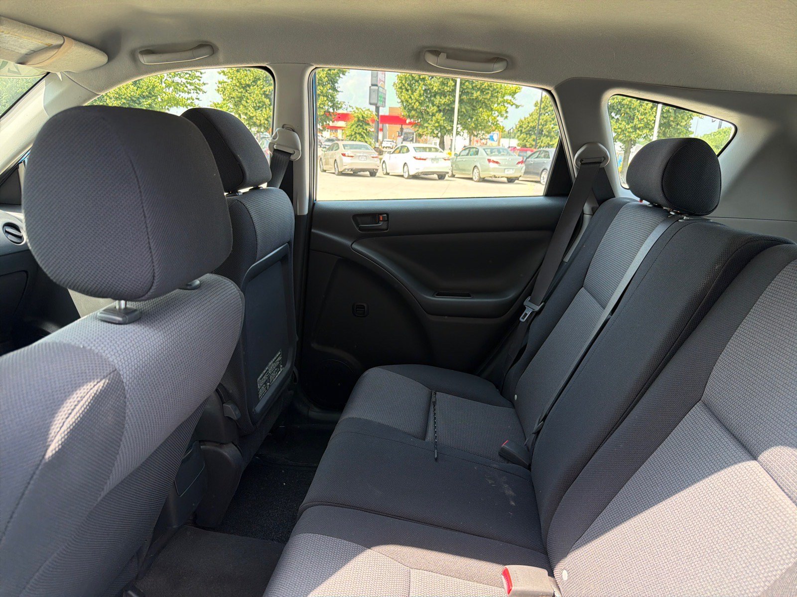 Used 2008 Pontiac Vibe w/ Preferred Package FWD image 20