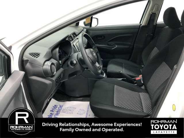 Used 2024 Nissan Versa S FWD image 11