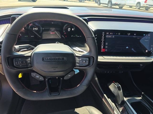 Used 2024 Dodge Charger Daytona Scat Pack w/ Plus Group AWD/4WD image 9