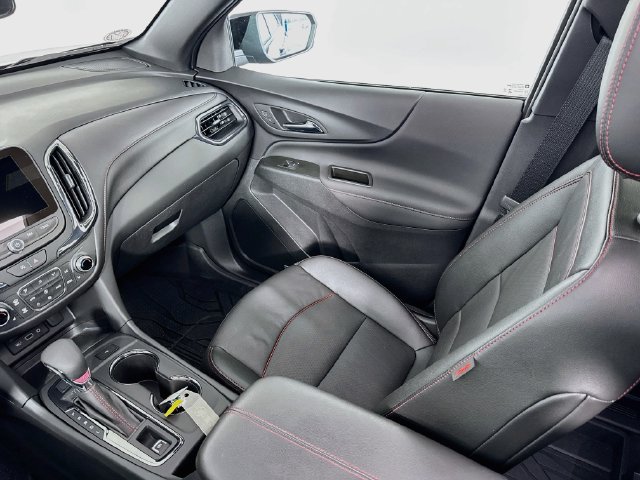 Used 2024 Chevrolet Equinox RS w/ RS Leather Package AWD/4WD image 26