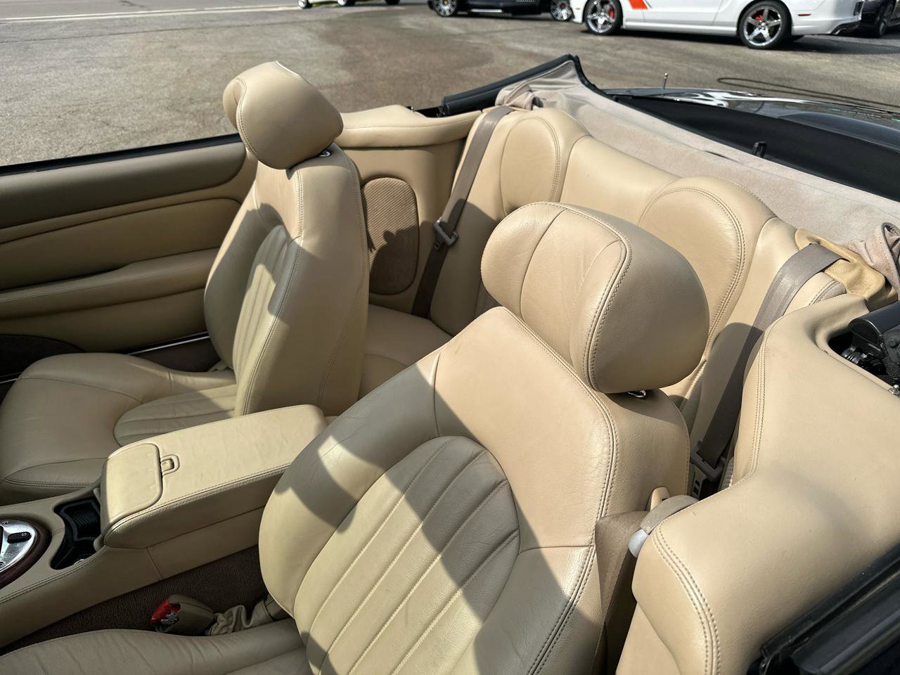 Used 2004 Jaguar XK8 Convertible image 10