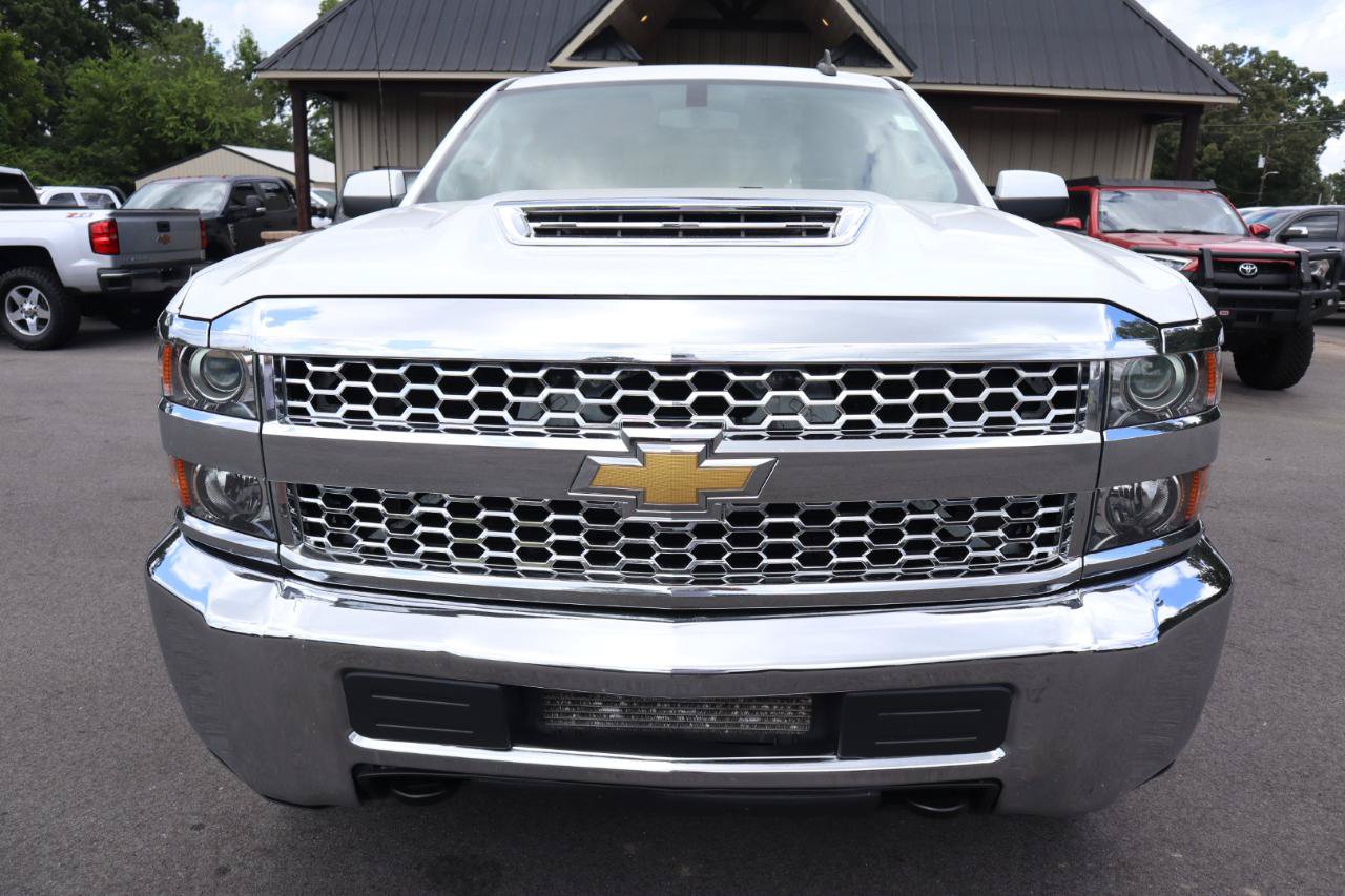 Used 2019 Chevrolet Silverado 2500 LT AWD/4WD image 2