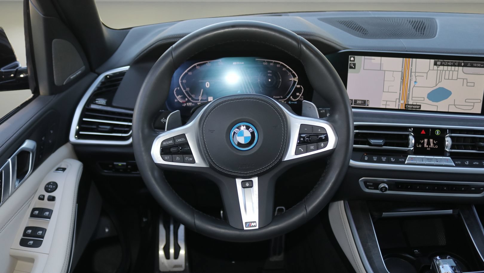 Used 2022 BMW X5 xDrive45e w/ M Sport Package AWD/4WD image 14