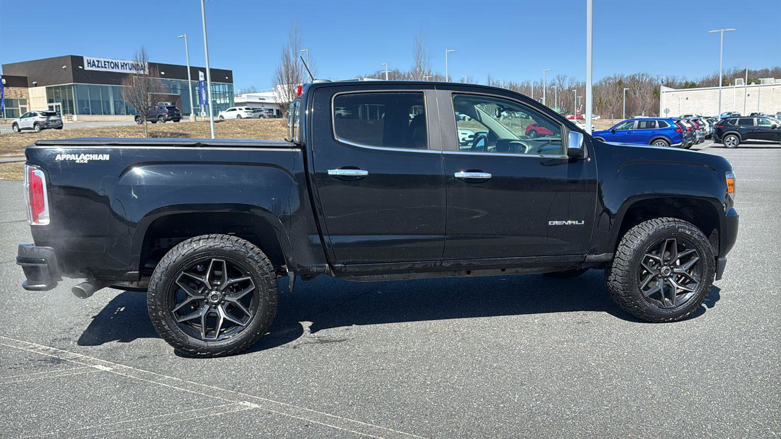 Used 2020 GMC Canyon Denali image 5