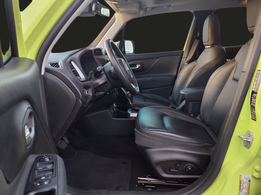 Used 2018 Jeep Renegade Limited w/ UConnect 8.4 Nav Group image 22