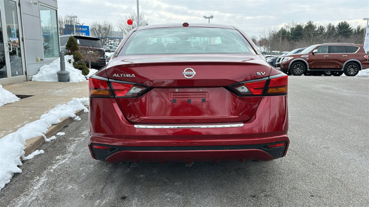 Certified 2022 Nissan Altima 2.5 SV image 6