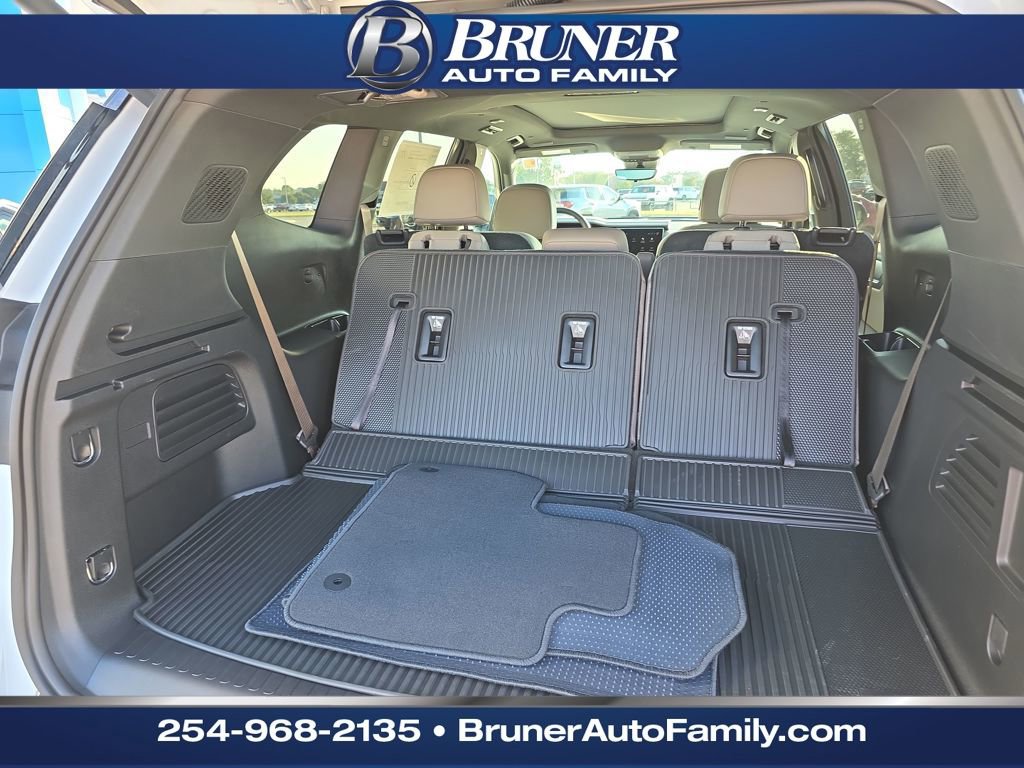 New 2026 GMC Acadia Elevation w/ Black Edition FWD image 19