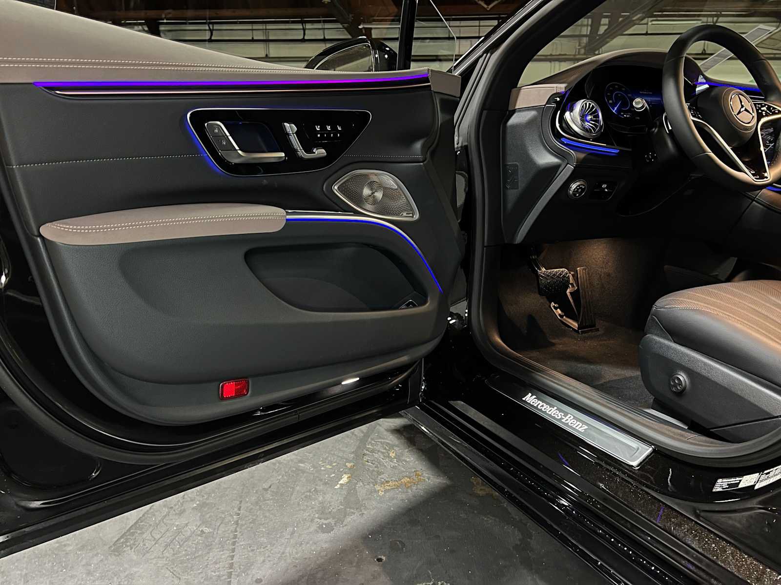 New 2026 Mercedes-Benz EQS 450+ 4MATIC Sedan image 21