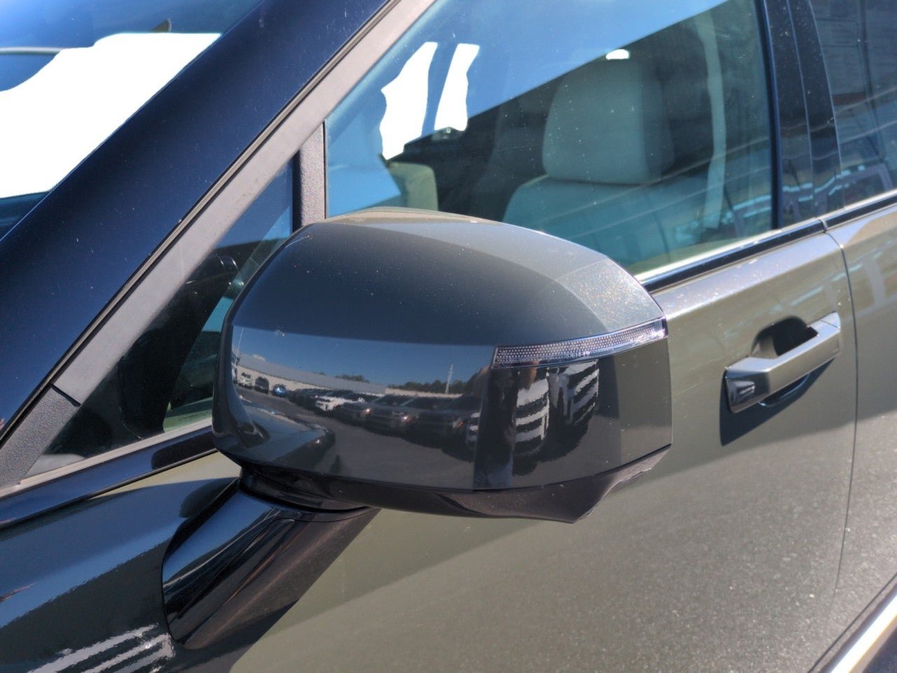 Used 2025 Hyundai Santa Fe Calligraphy AWD/4WD image 10