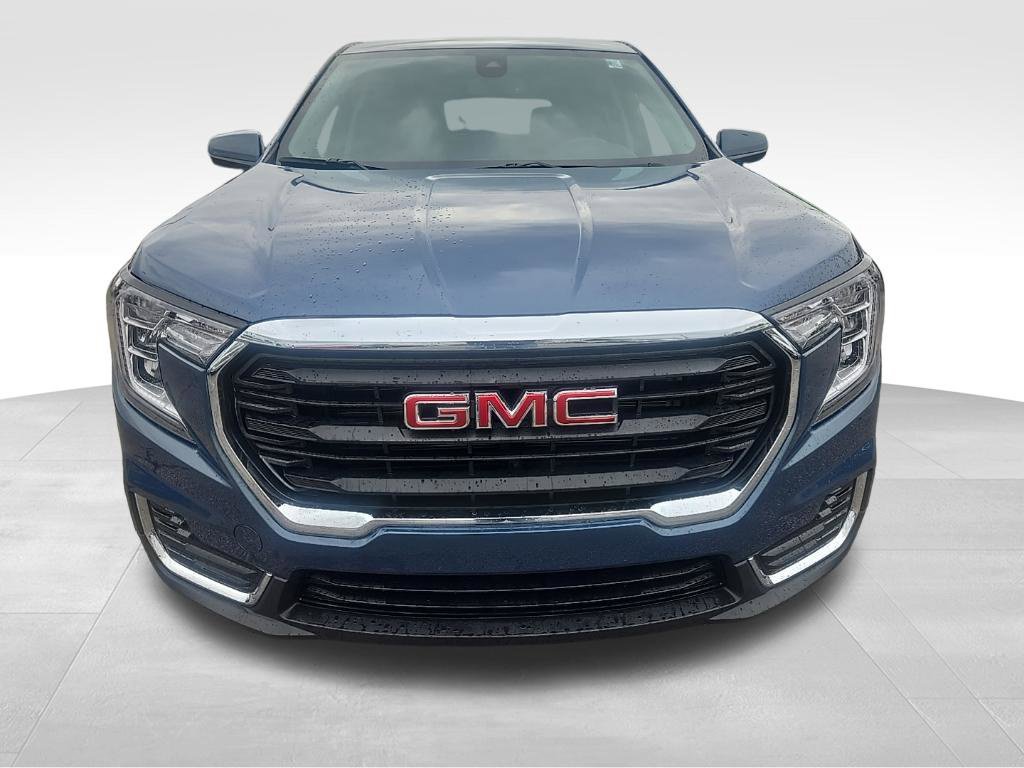 Certified 2024 GMC Terrain SLE AWD/4WD image 8