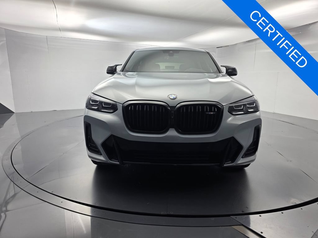 Certified 2025 BMW X4 M40i w/ Premium Package AWD/4WD image 2