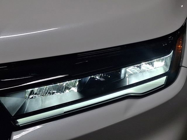 Used 2025 Honda Pilot Black Edition image 9