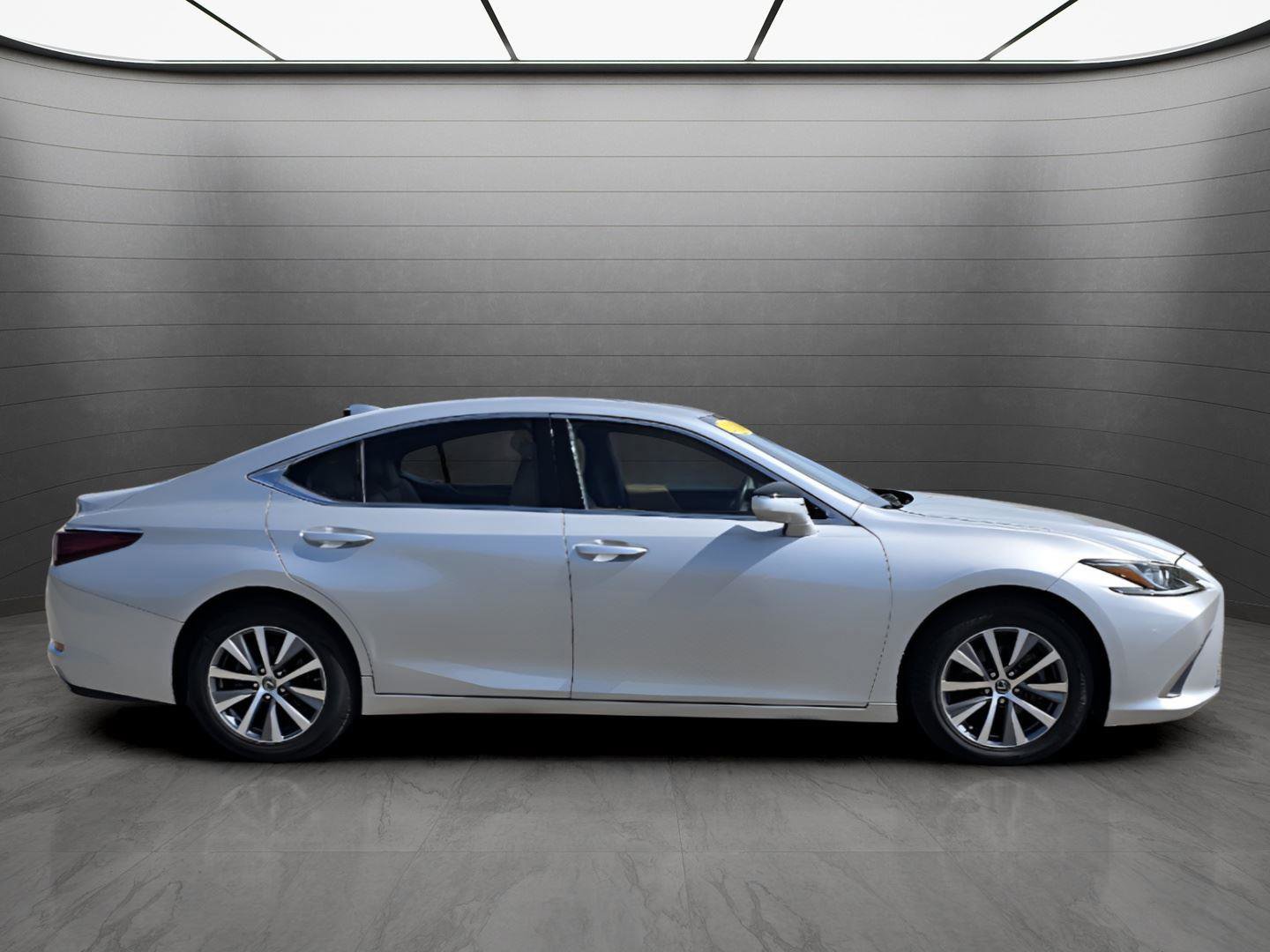 Used 2020 Lexus ES 350 image 4