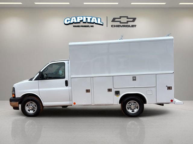 New 2025 Chevrolet Express 3500 w/ Power Convenience Package RWD image 10