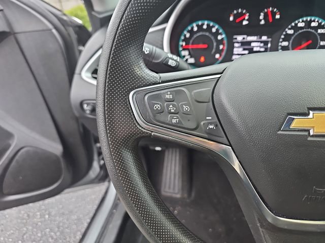 Used 2025 Chevrolet Malibu LT image 13