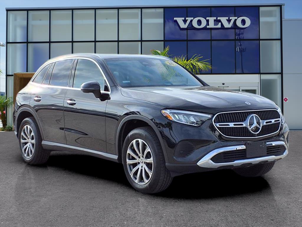 Used 2024 Mercedes-Benz GLC 300 4MATIC