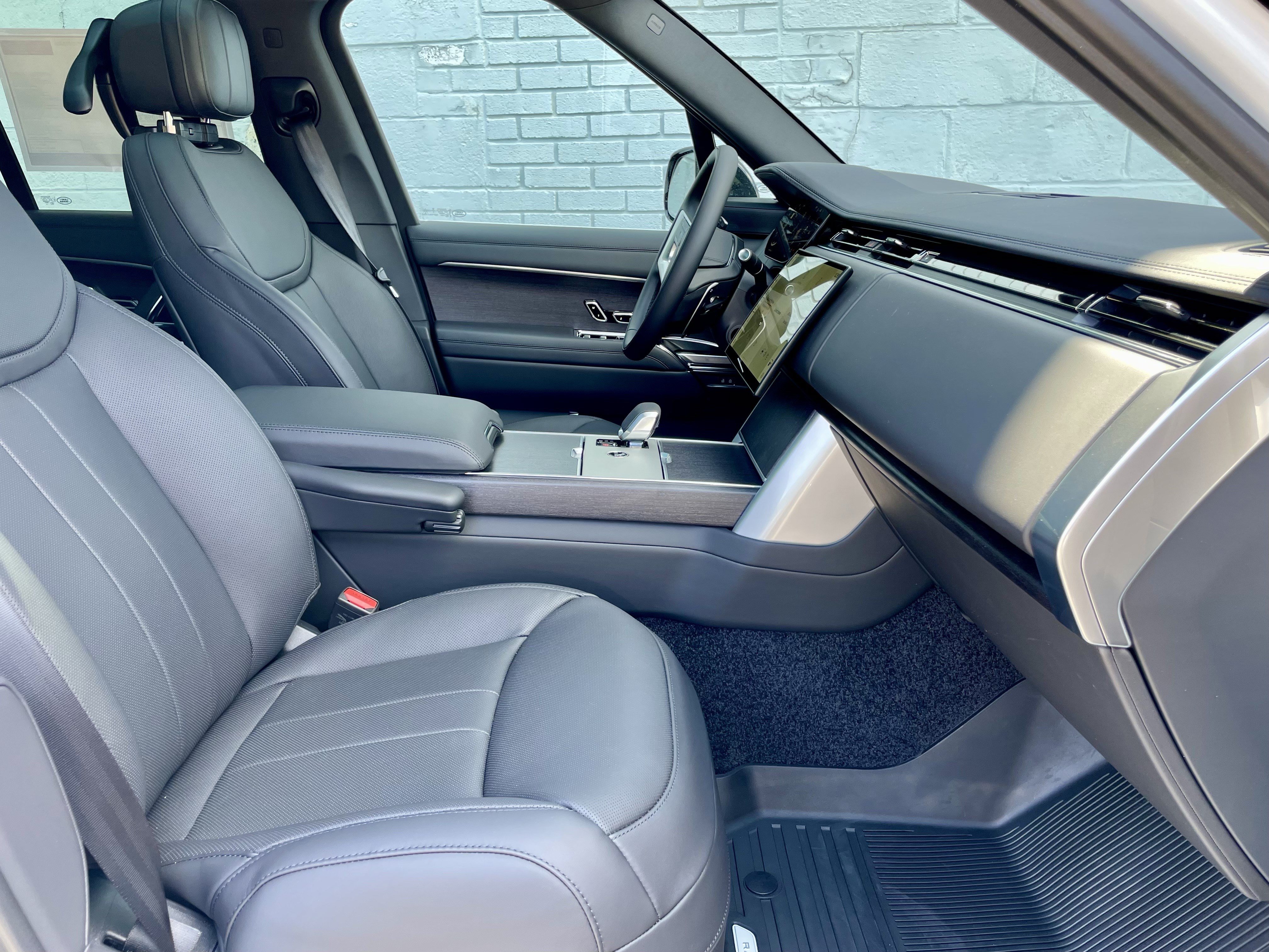 New 2026 Land Rover Range Rover SE AWD/4WD image 15
