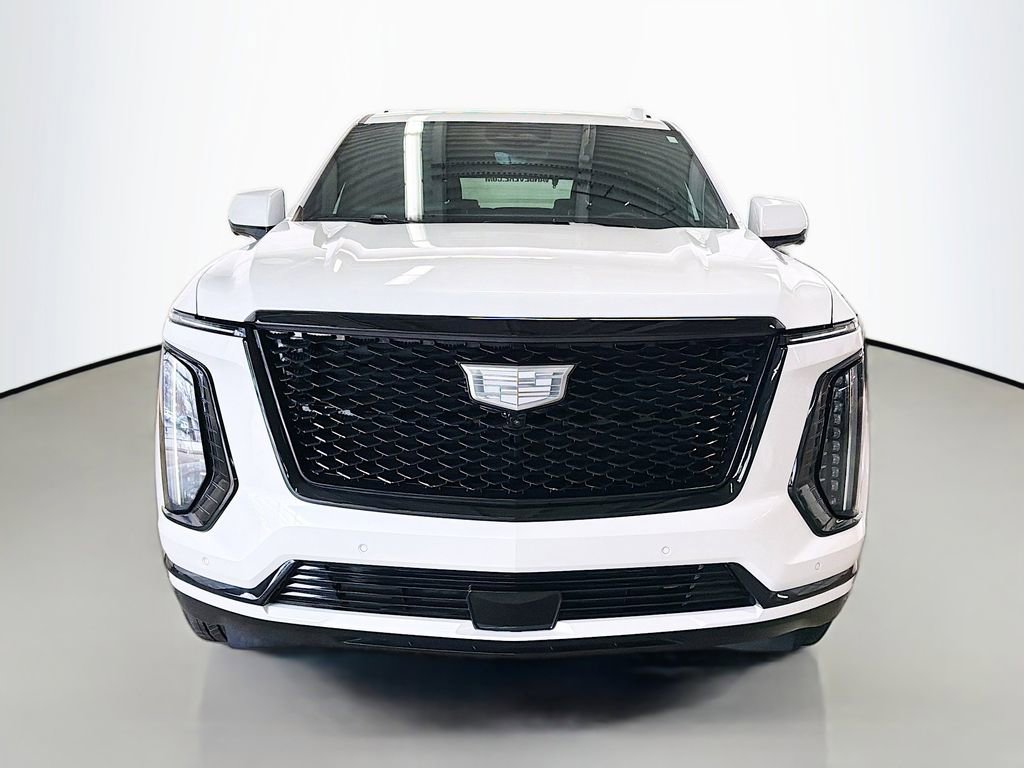 Used 2025 Cadillac Escalade Sport w/ LPO, ONYX Package image 2