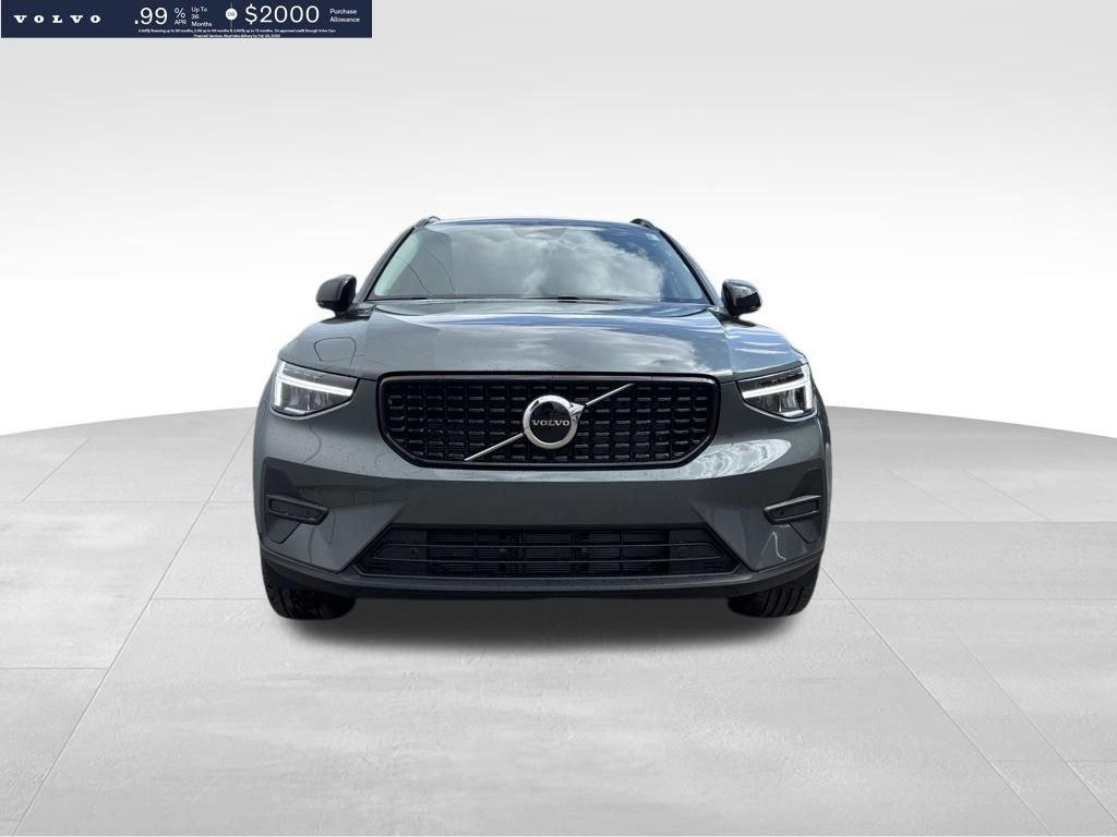 New 2026 Volvo XC40 B5 Core w/ Protection Package Premier image 8