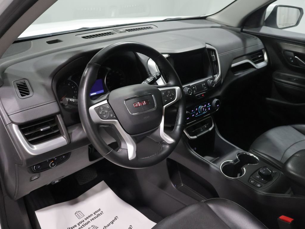 Used 2024 GMC Terrain SLT AWD/4WD image 15