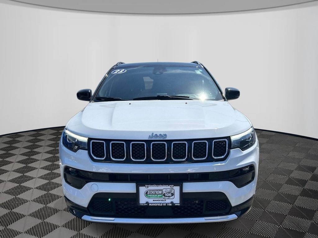 Used 2023 Jeep Compass Limited w/ Elite Group image 2