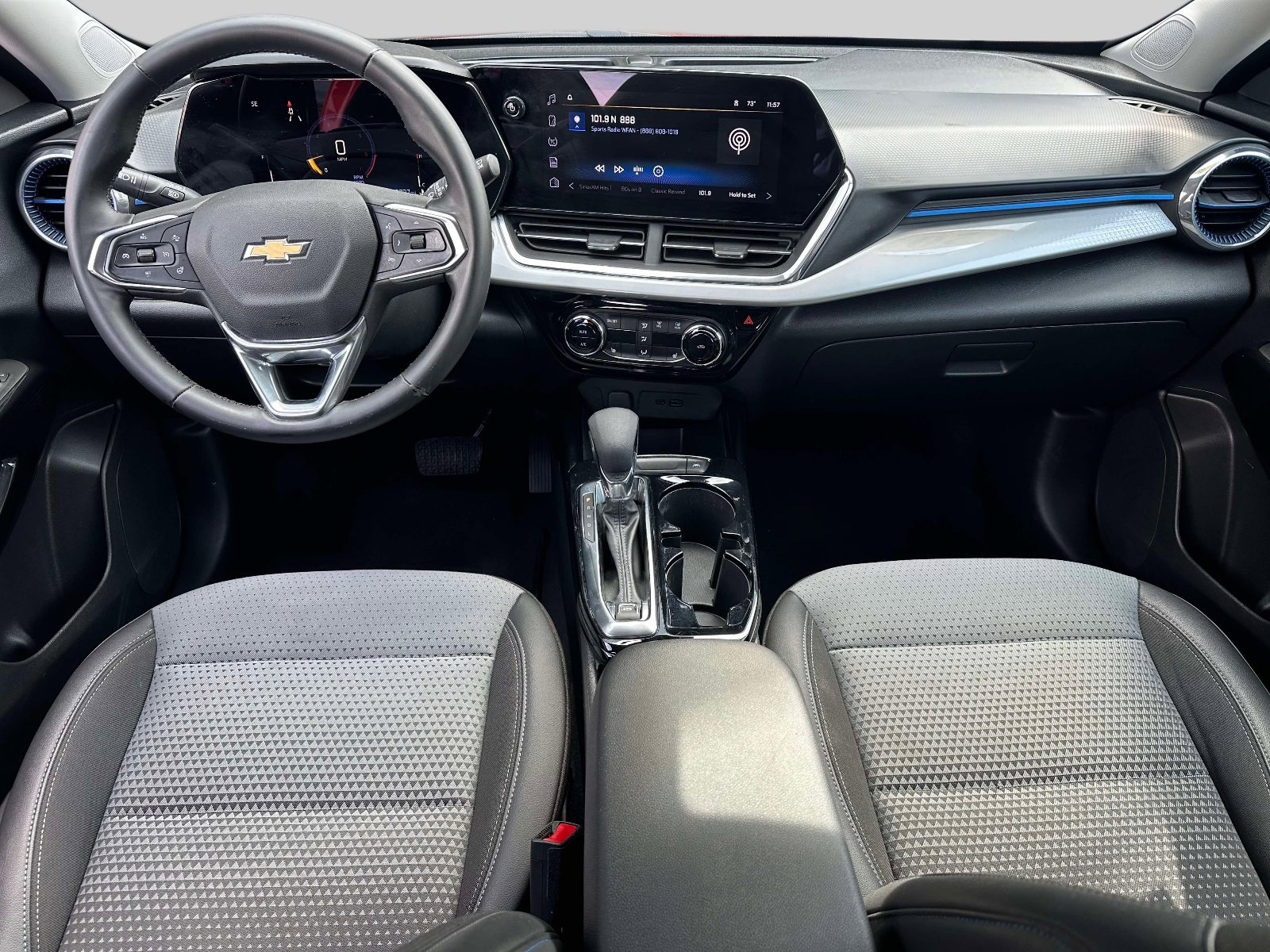 Used 2024 Chevrolet Trax LT w/ Driver Confidence Package image 12