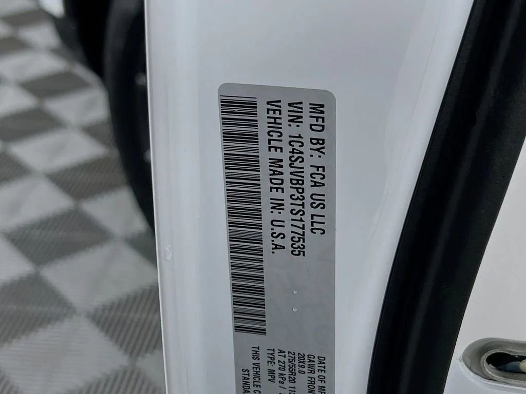 New 2026 Jeep Grand Wagoneer Limited w/ Rear Seat Video Group I AWD/4WD image 36
