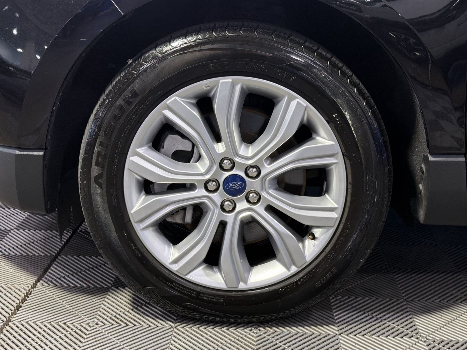 Used 2022 Ford Edge Titanium AWD/4WD image 15