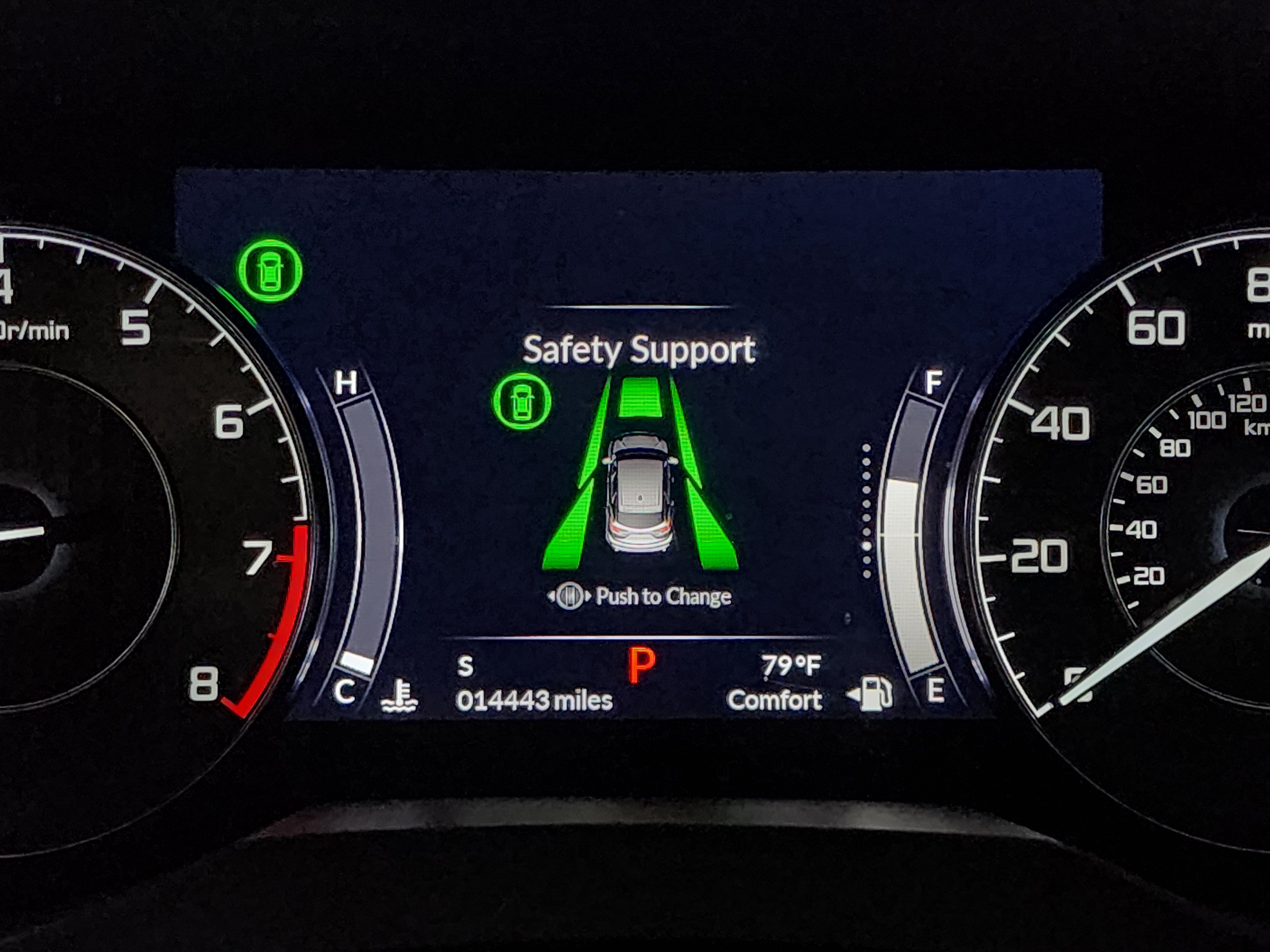 Used 2024 Acura RDX SH-AWD image 26