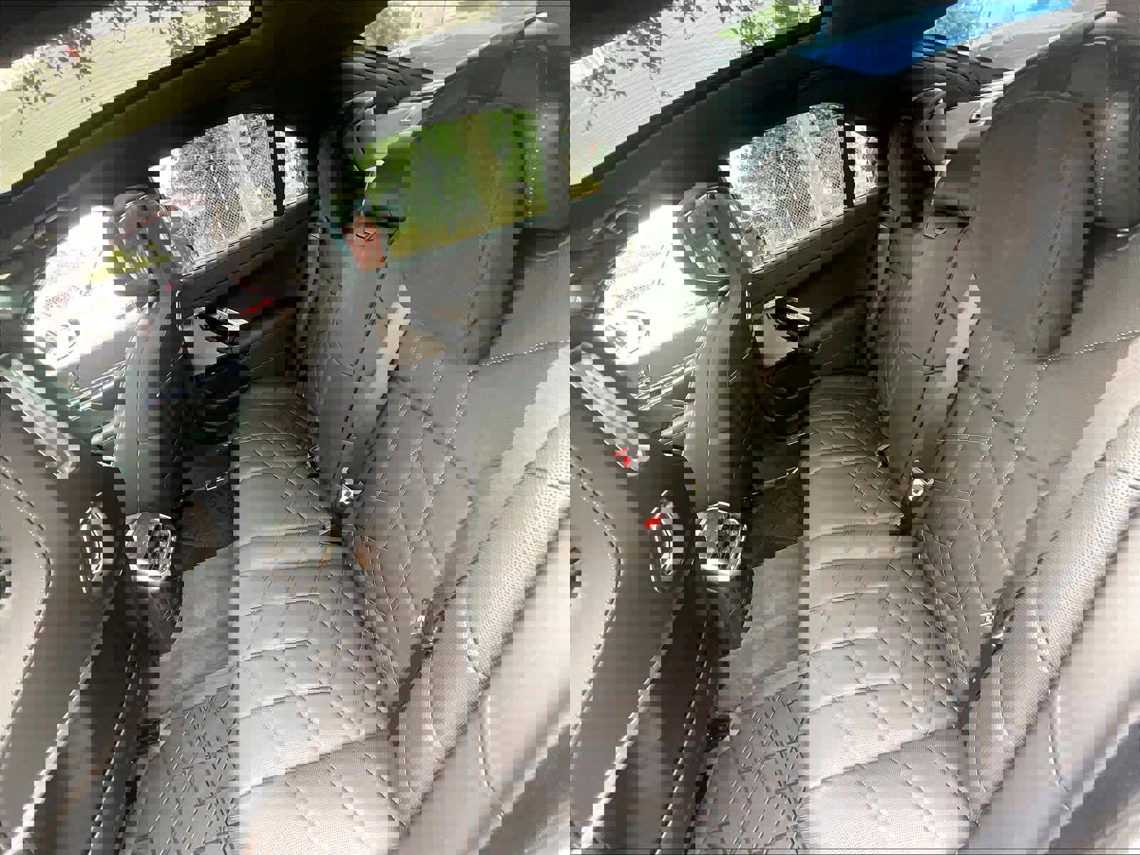 Certified 2024 BMW i7 xDrive60 image 27