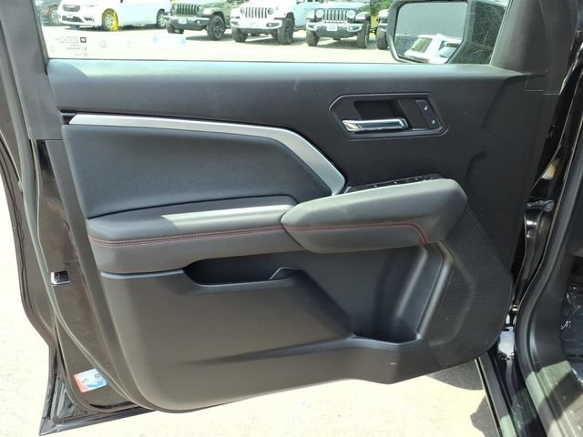 Used 2023 Chevrolet Colorado Z71 w/ Z71 Convenience Package 2 AWD/4WD image 16