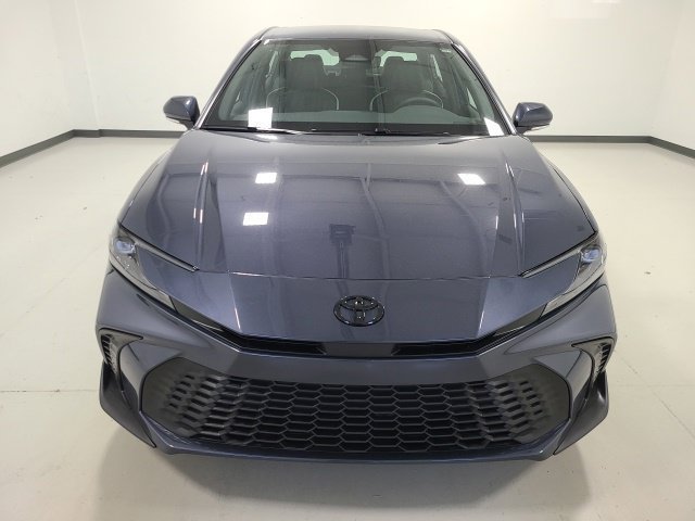 New 2027 Toyota Camry SE w/ Convenience Package FWD image 2